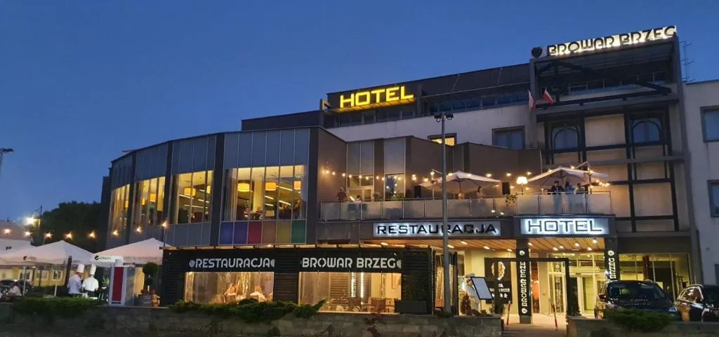 Park Hotel & Restauracja Browar Brzeg，位于布热格的酒店