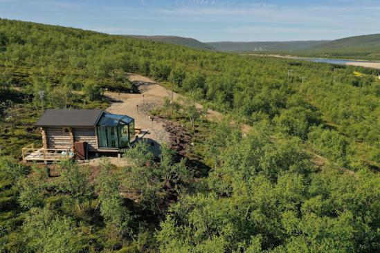 Hotel Utsjoki Alissande log igloo photo