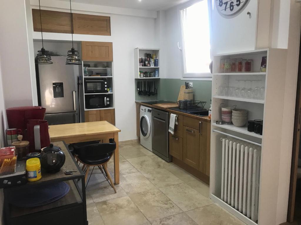 Très bel appartement T3 proche place Castellane avec vue et 2 chambres - 2