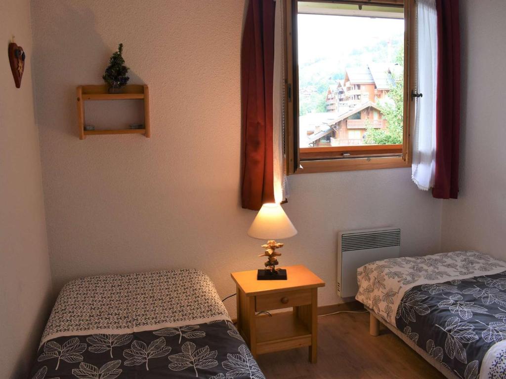 Charmant Appartement 2P à Méribel, Proche Commerces et Pistes, Parking Inclus - 4
