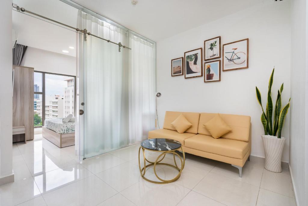 1br-COZY LIVING-SAIGON ROYAL-Hana's Apart photo