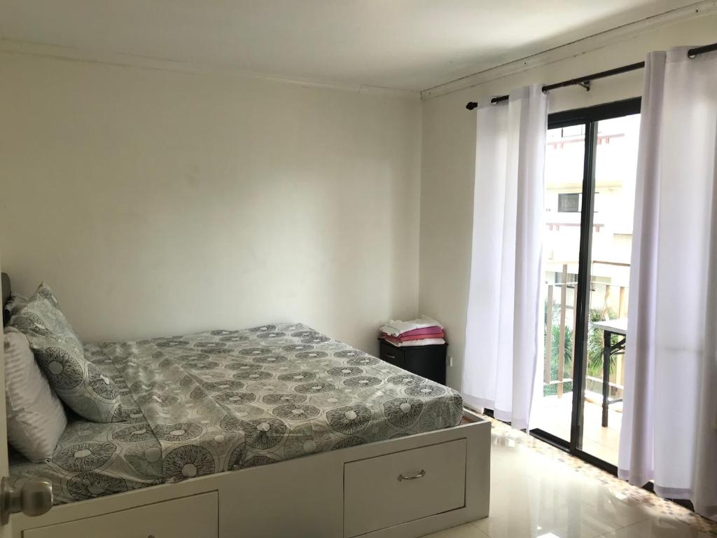 One Oasis 1 BR w/ Balcony — Hotel in Davao City