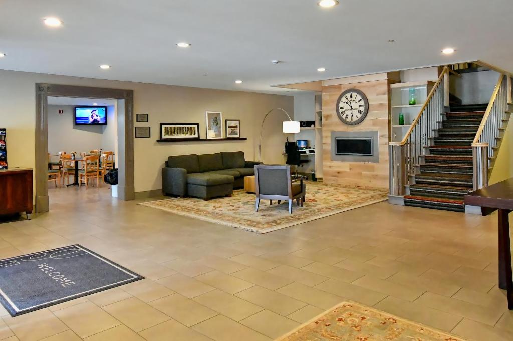 Country Inn & Suites by Radisson, Mount Morris, NY photo