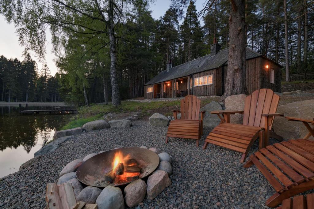 The Queen's Hut, Aboyne