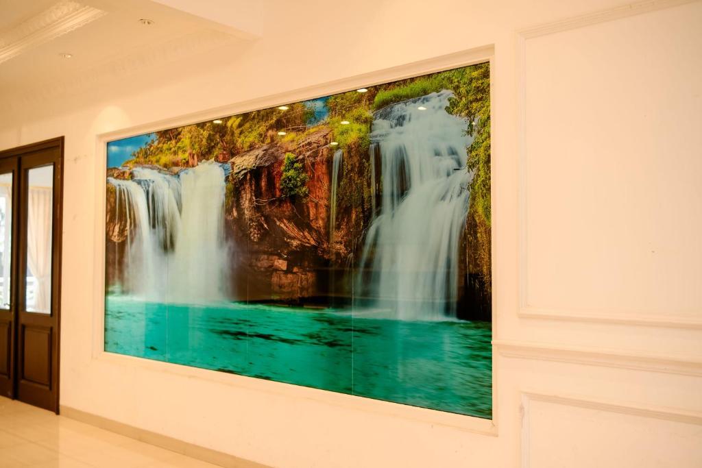 Beth Kasegaran Theresia Hotel