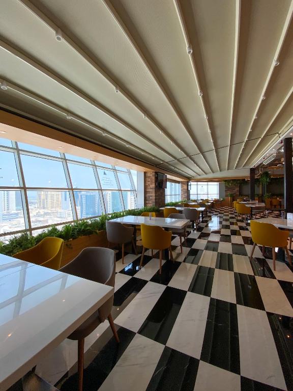Restaurant, Imperial Suites in Doha