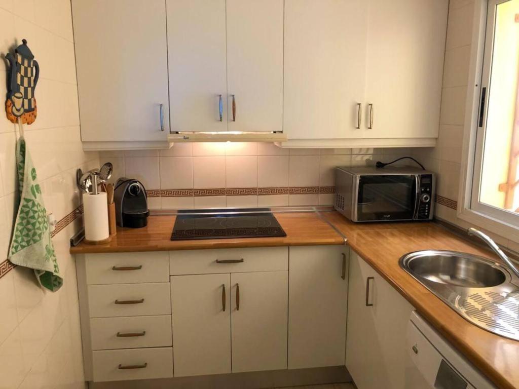 Flat Sleeps 4 with Pool and Terrace - 4