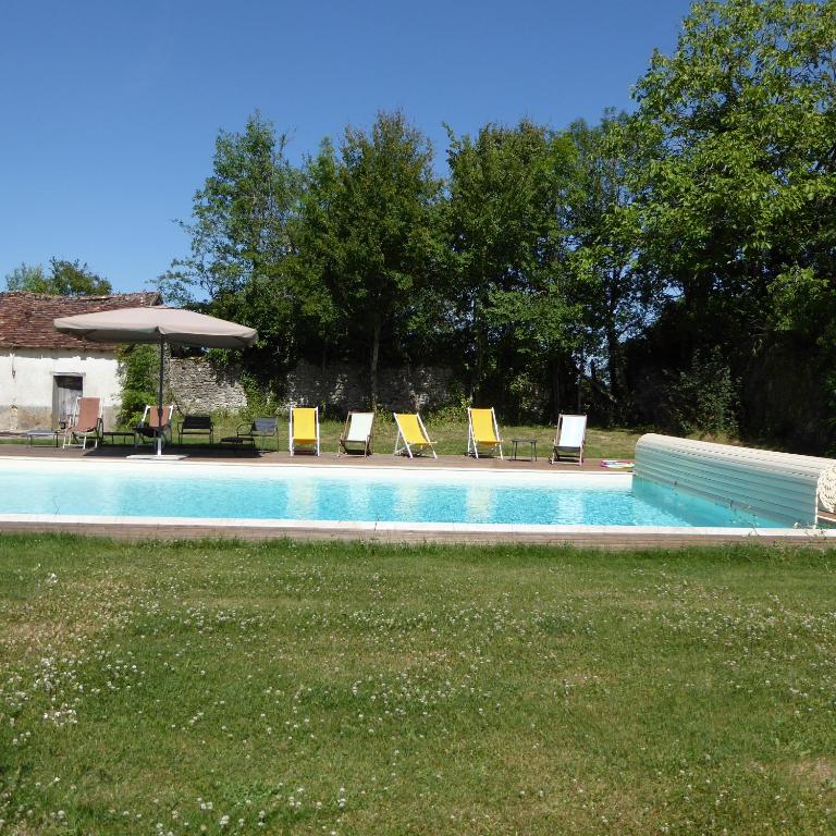 Chateau de Charnizay photo