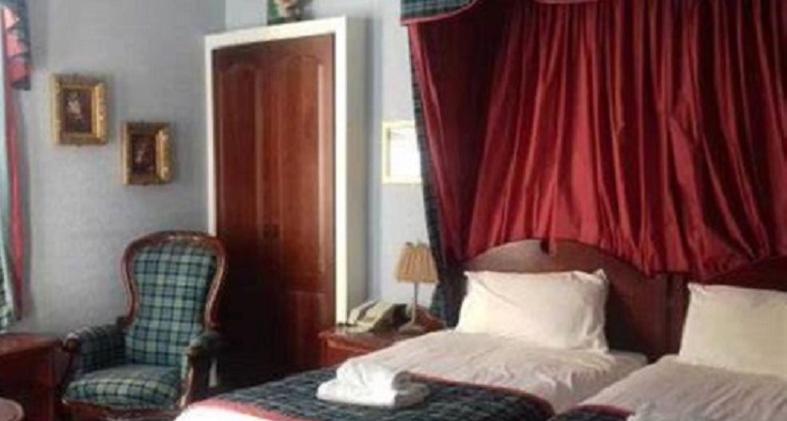 Lovat Arms Hotel photo