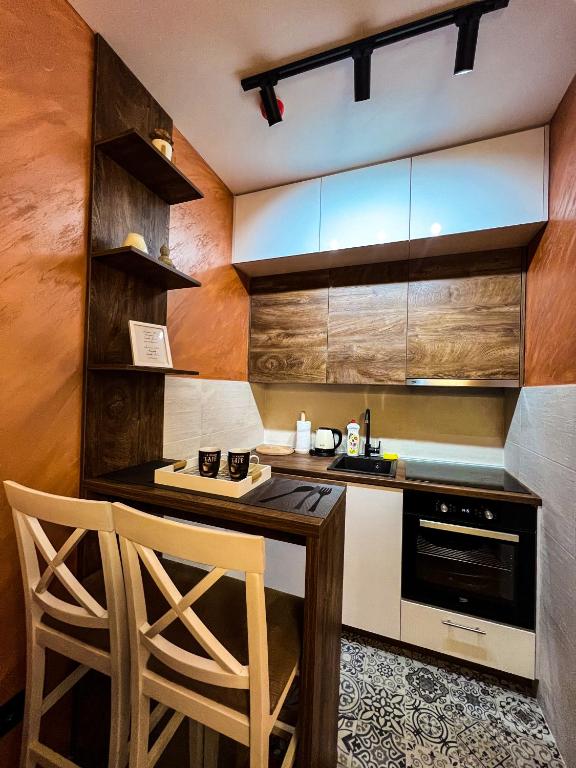 Green Hills by MI - 5