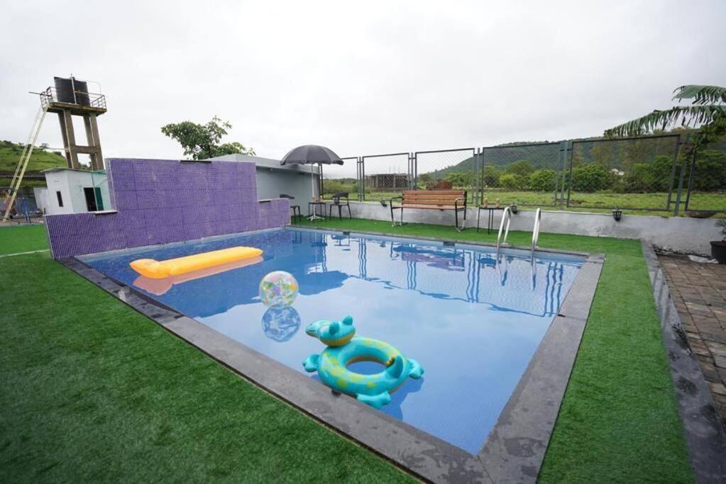 Aura - 8bhk Pool Resort Lonavala photo