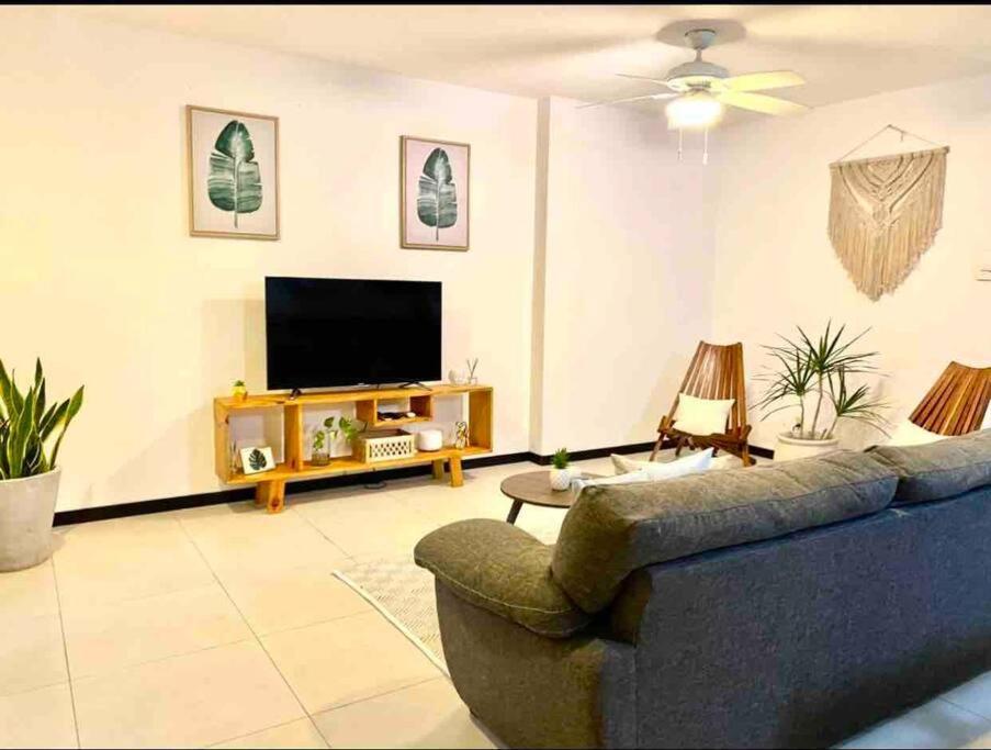Departamento en el centro de Playa del Carmen excelente ubicación internet fibra óptica - 1