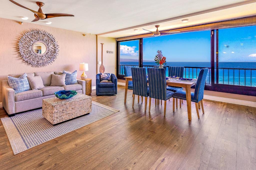 Maui Kai 804 Oceanfront 1 BD 1Ba condo, Kahana