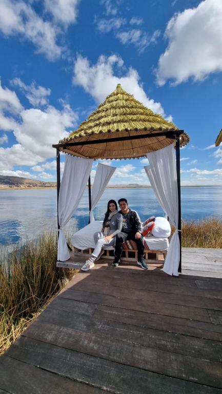 Uros Caminos del Titicaca Peru photo