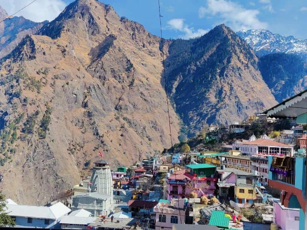 Odyssey Stays Joshimath - Near Narsingh Temple photo