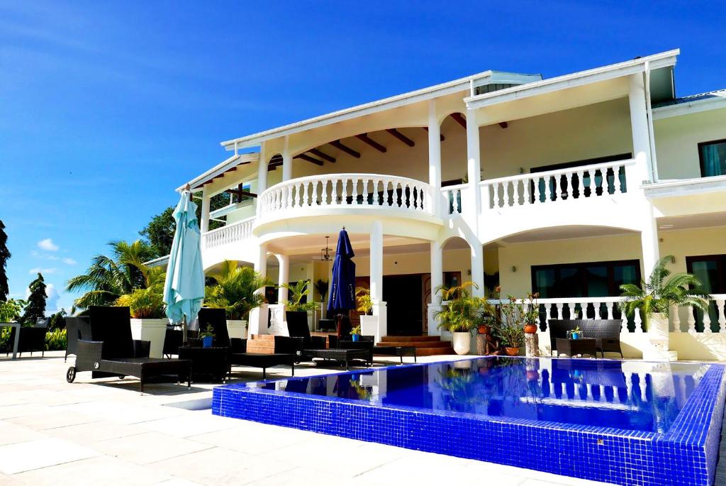 Petit Amour Villa photo