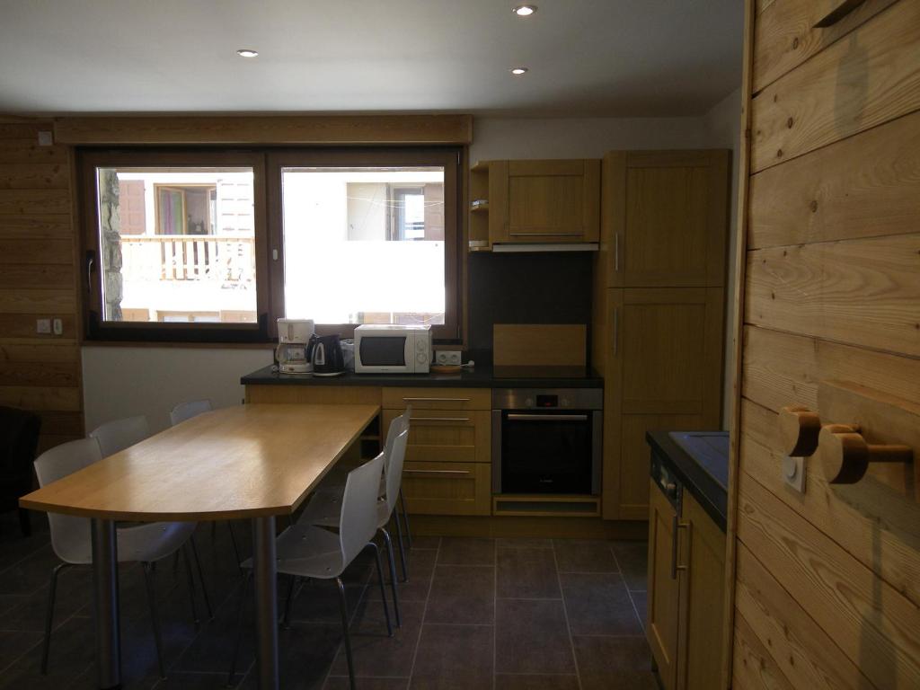 Duplex 3 pièces 6 pers, terrasse, garage, animaux ok - FR-1-263-479 - 3