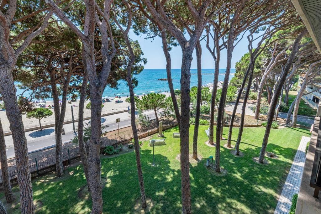Can Costelles Cambrils - Ático en primera línea con vistas, piscina y parking - 2