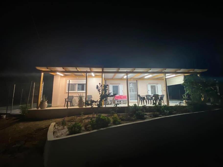 sun and sea 1, Elíka