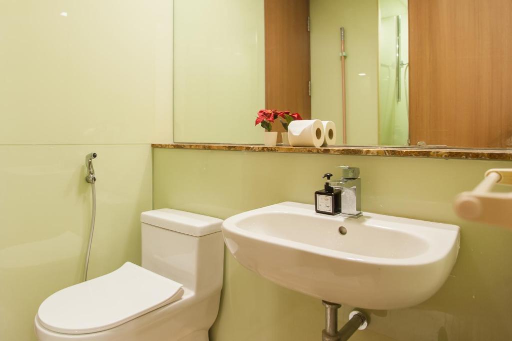Soho Suites KLCC by GuestHouse photo