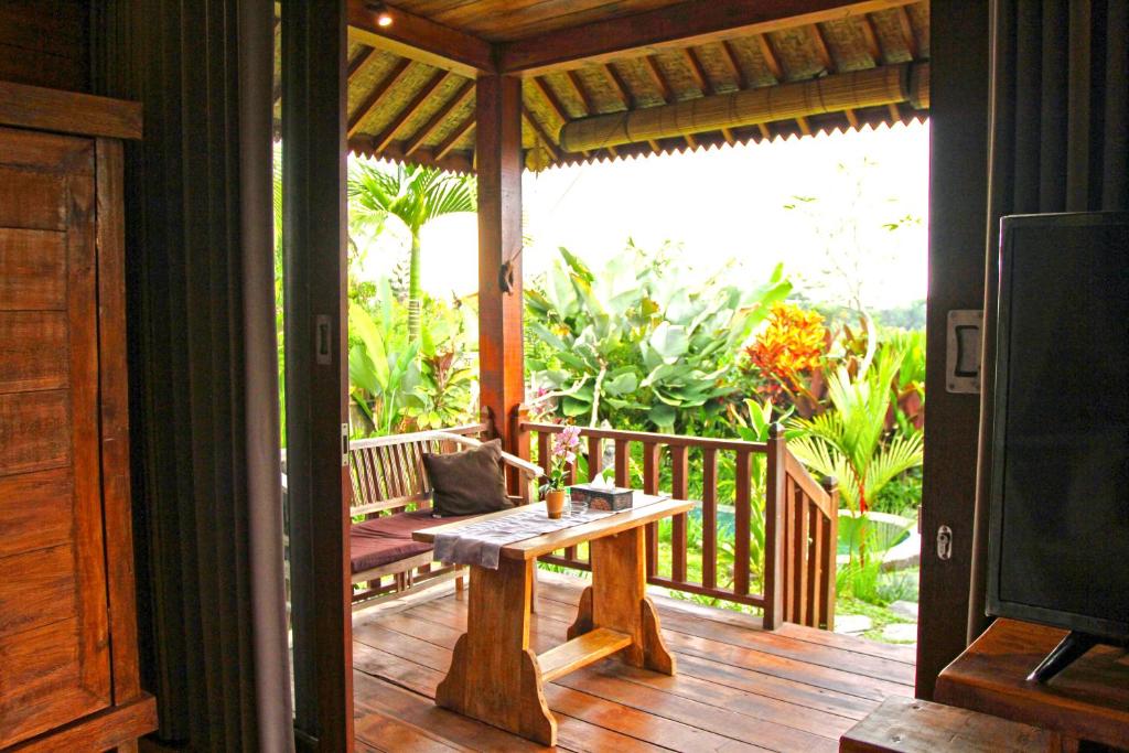 Vinarya Villa photo