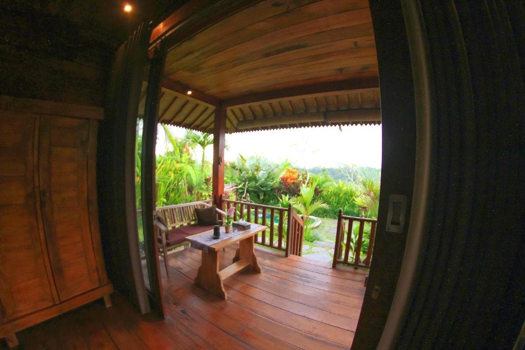 Vinarya Villa photo