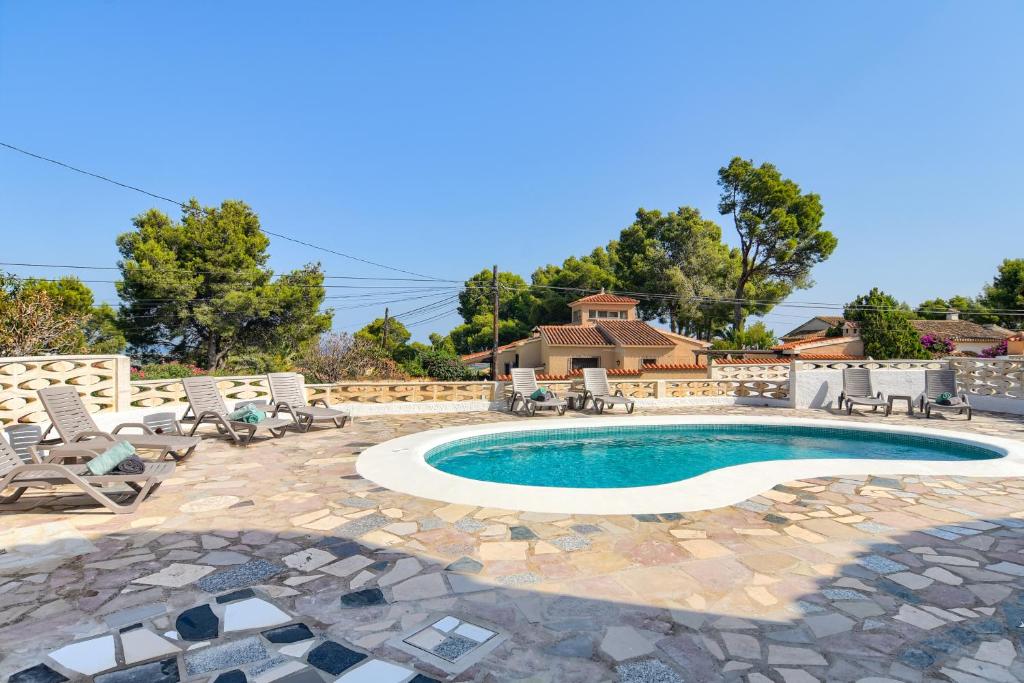 Villa for 10 with swimming pool and sea view - 4