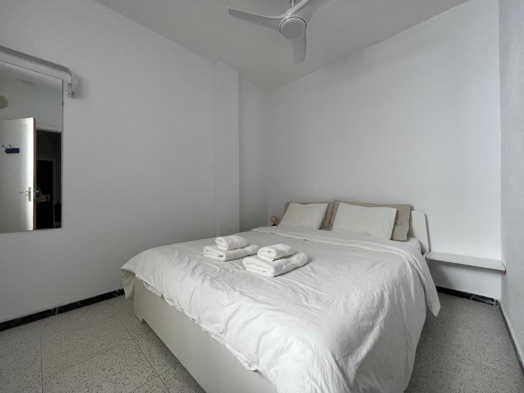 Spacious 4 Bedrooms apartment for family or several friends - 5