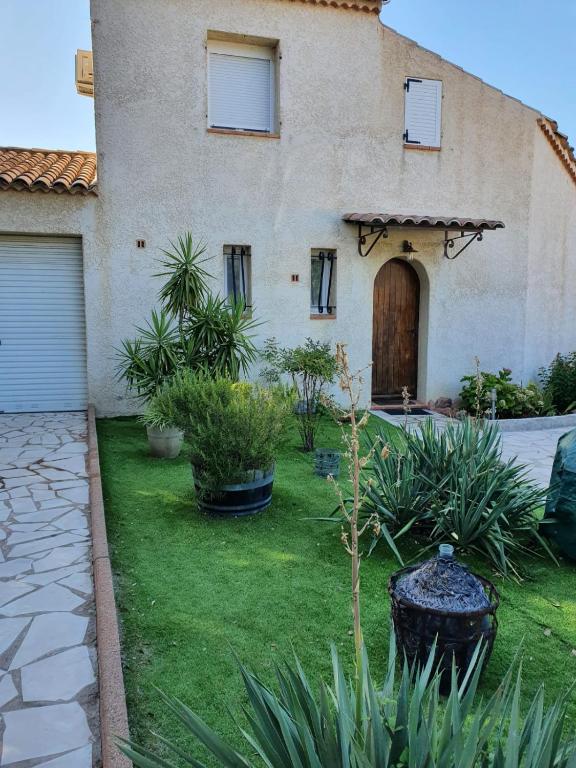 casa SamaSama - 1