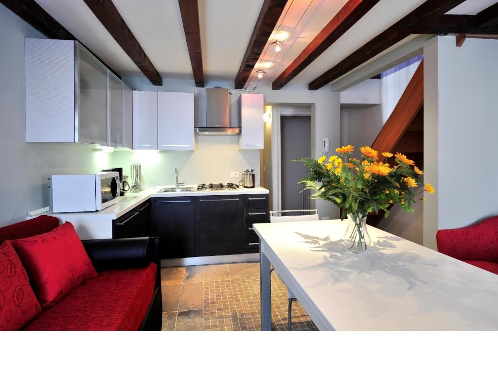 Palace La Vida Apartments by Wonderful Italy - 3