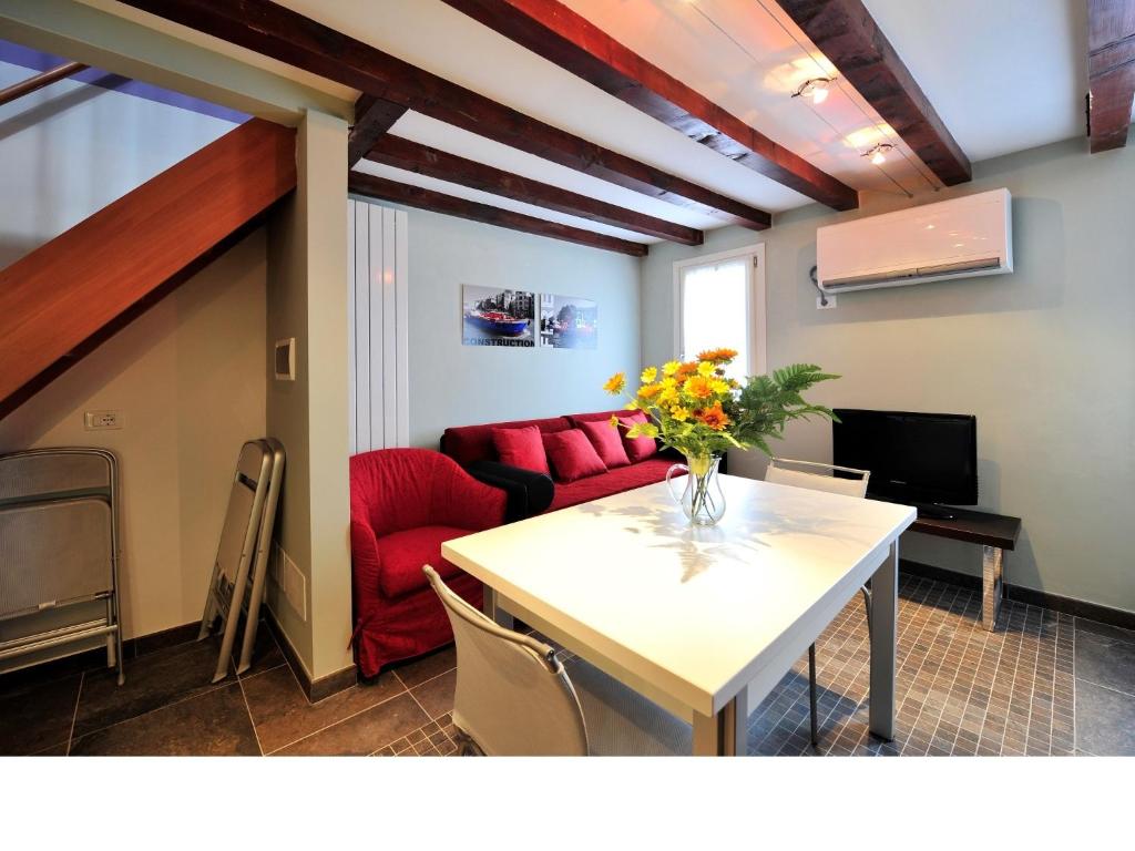 Palace La Vida Apartments by Wonderful Italy - 5