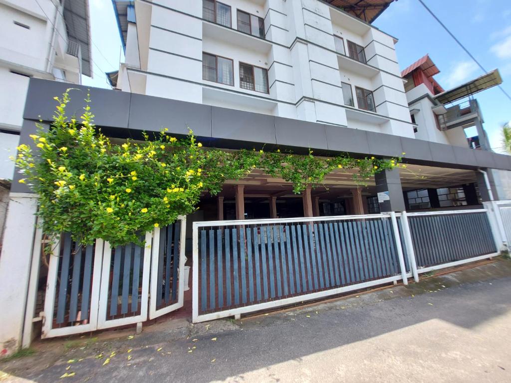 SHALOM RESIDENCY, Kakkanad