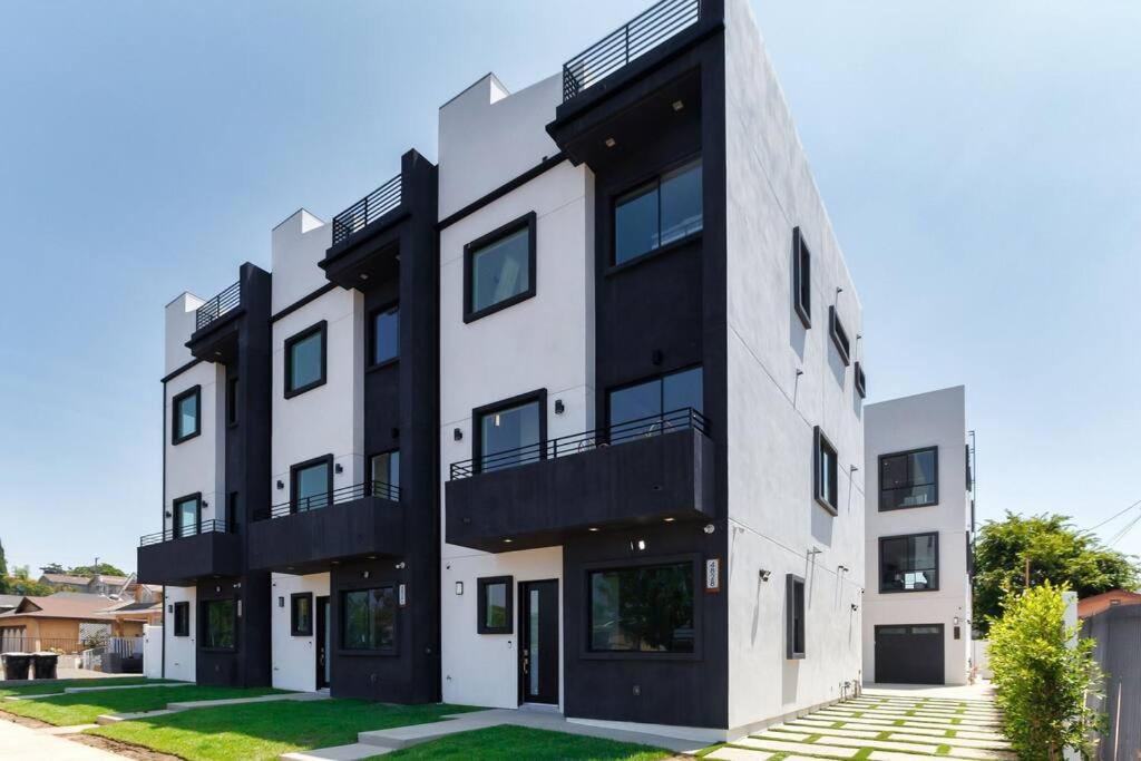 3 Luxury Modern Homes 12 bedrooms & Rooftop Decks, Los Angeles