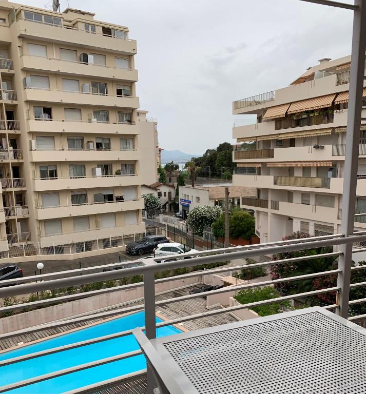 Appartamento tranquillo, parcheggio, 150 metri dal mare, piscina - 2