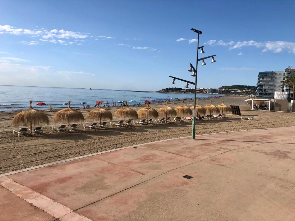 PINEDA BEACH 1a línea de mar & parking - 2