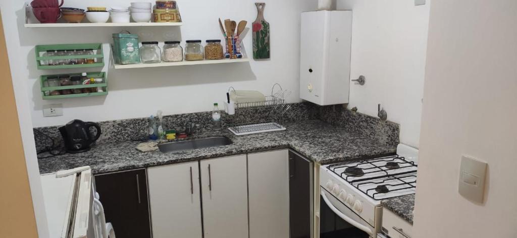 Departamento centro de Córdoba a una cuadra de cañada - 4