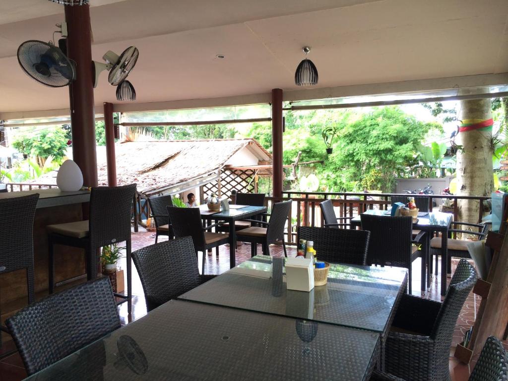 Bar/lounge