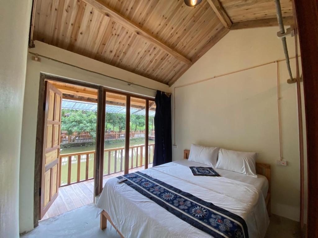 Bong Bang homestay 2의 레스토랑 전경
