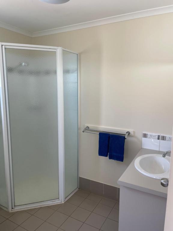 Outback Oasis Caravan Park photo