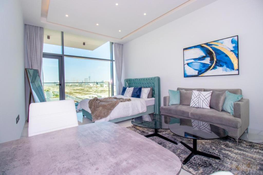 Hotels in Discovery Gardens, Dubai price from 10 of Hotels