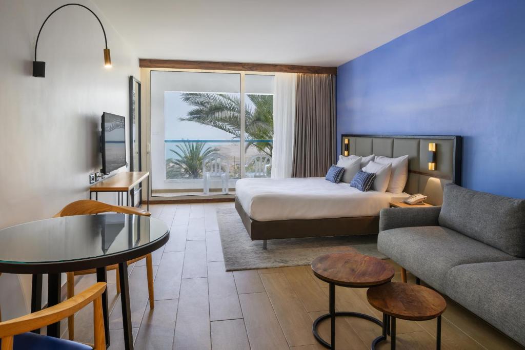 Isrotel Dead Sea Hotel photo