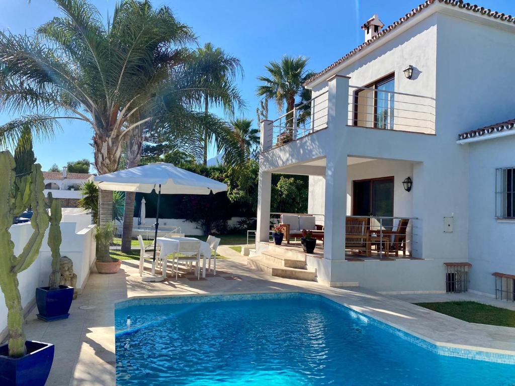 Blue Moon Marbella - 1