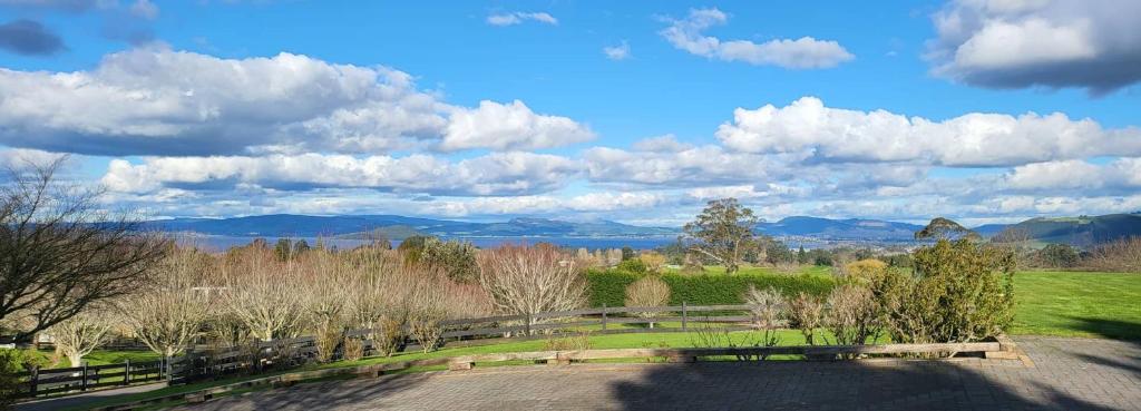Hamurana Home with a View photo