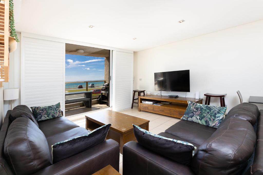 Ebbtide, Unit 04, 2-6 North Street, Forster