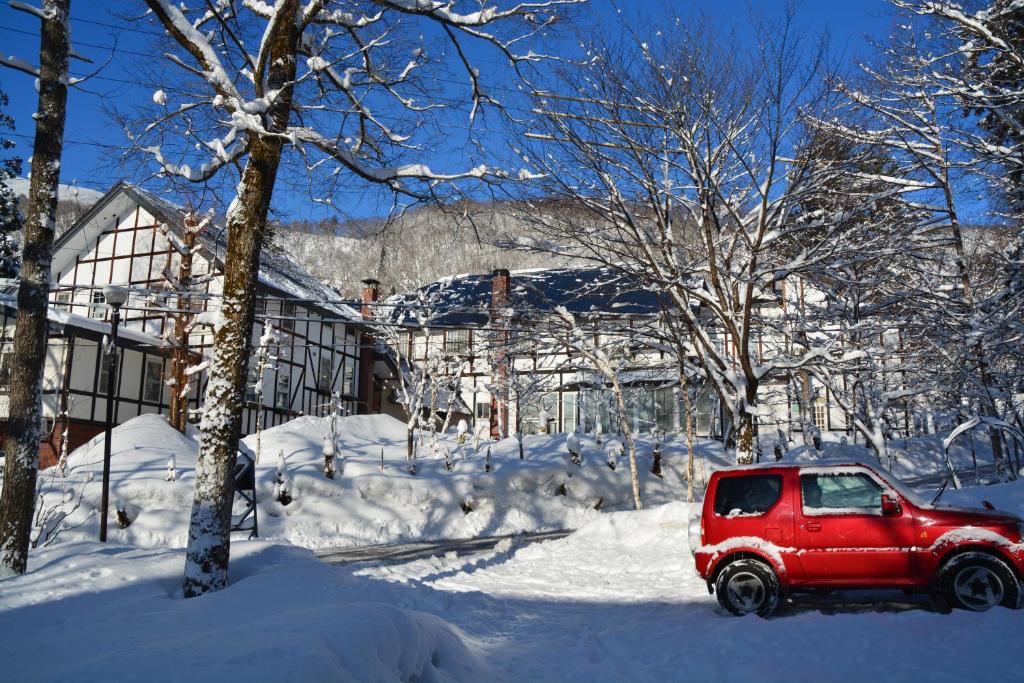Hotel Sejour Mint in Hakuba photo