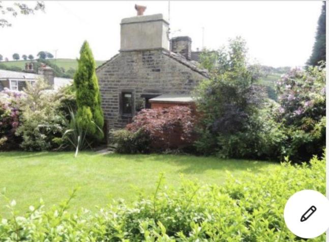 The Hideaway, Ripponden