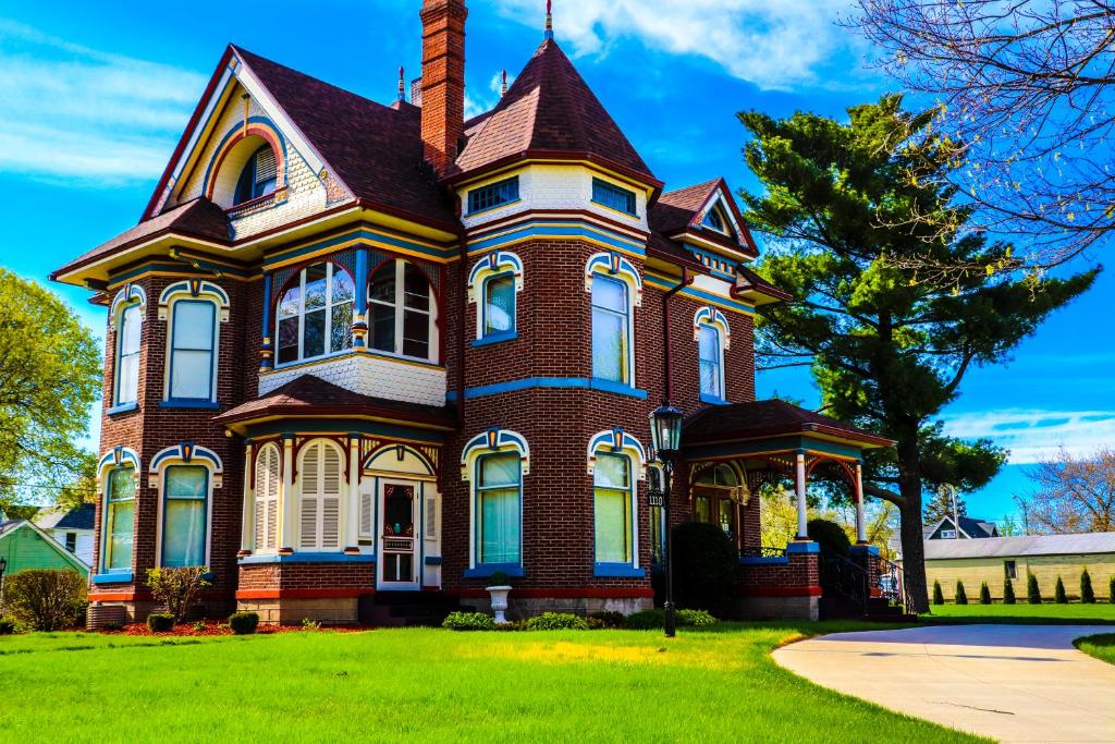 Queen Anne Bed and Breakfast photo