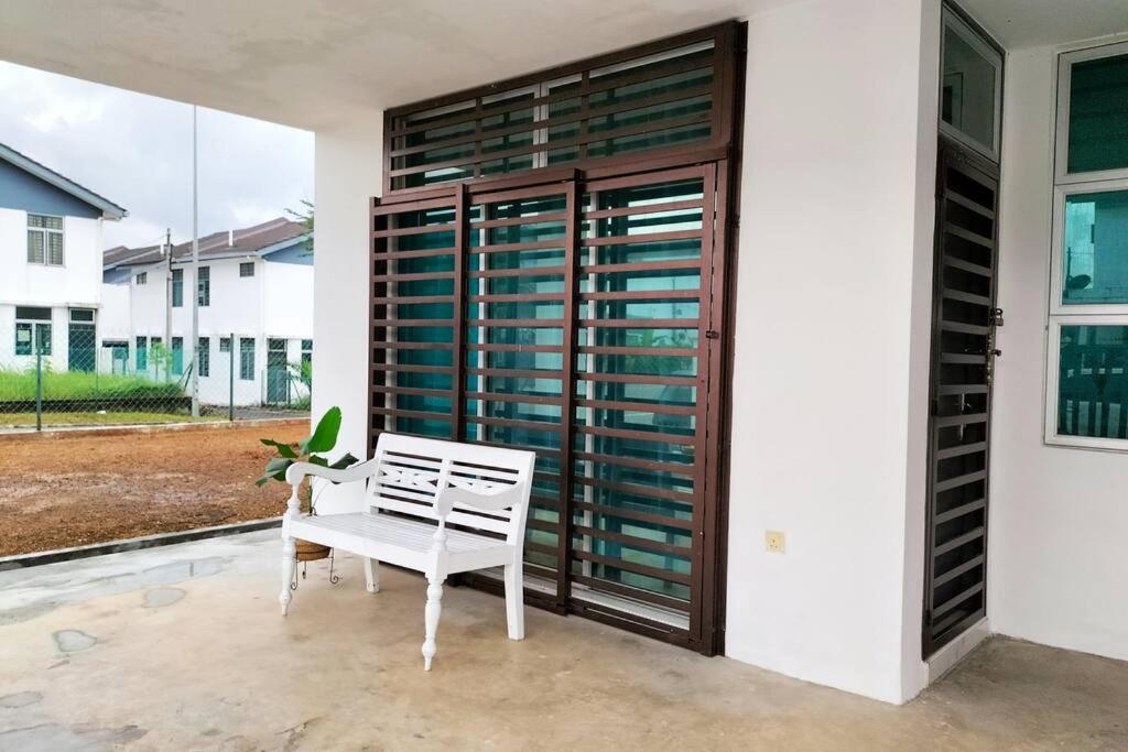 IRIS 55 Corner Lot House Spacious Outdoor With Wi-Fi photo