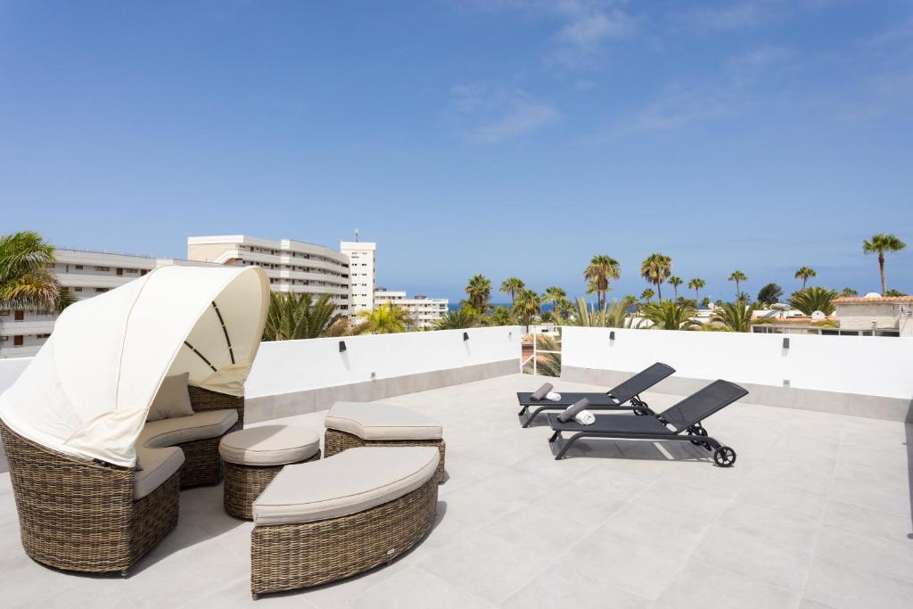 VILLA URBANIA Atico Deluxe By Sunkeyrents - 1
