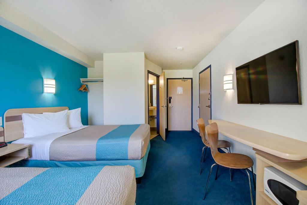 Motel 6-Grande Prairie, AB photo